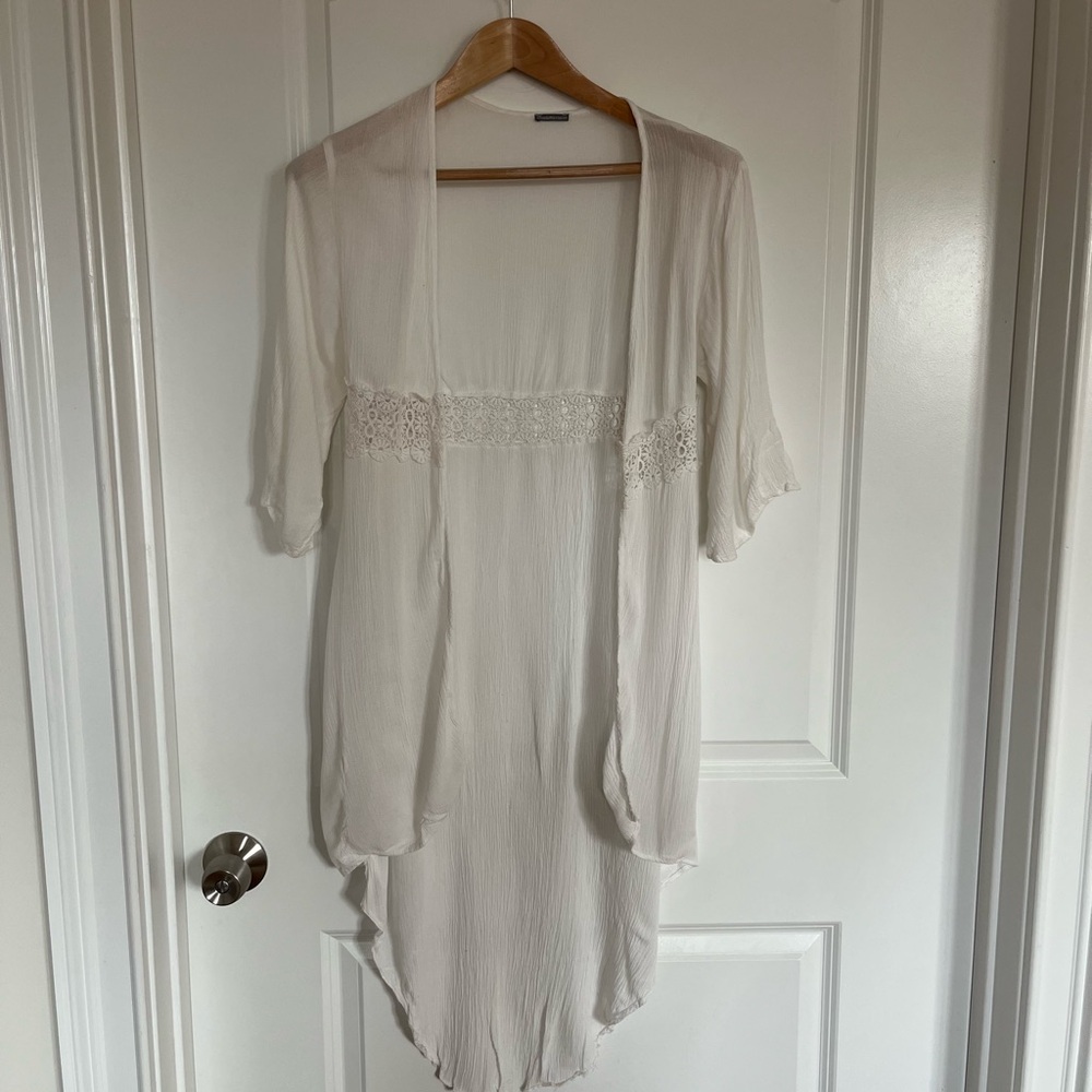 Elegant White Lace Trim Blouse